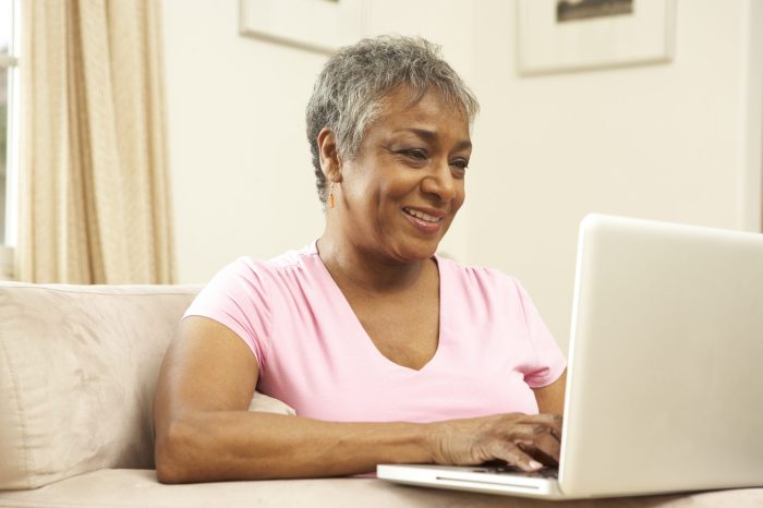 Bridging Digital Divide: Rogers expands Connected for Success low-cost ... Smartphones for Seniors: Bridging the Digital Divide